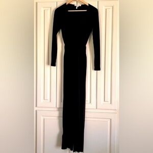 BCBGeneration Black VNeck Pant Jumpsuit Size XXS
